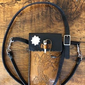 Tooled leather cellphone carry case/purse